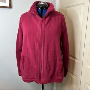 Oso casuals woman zip-up sweatshirt size  2xl.     M